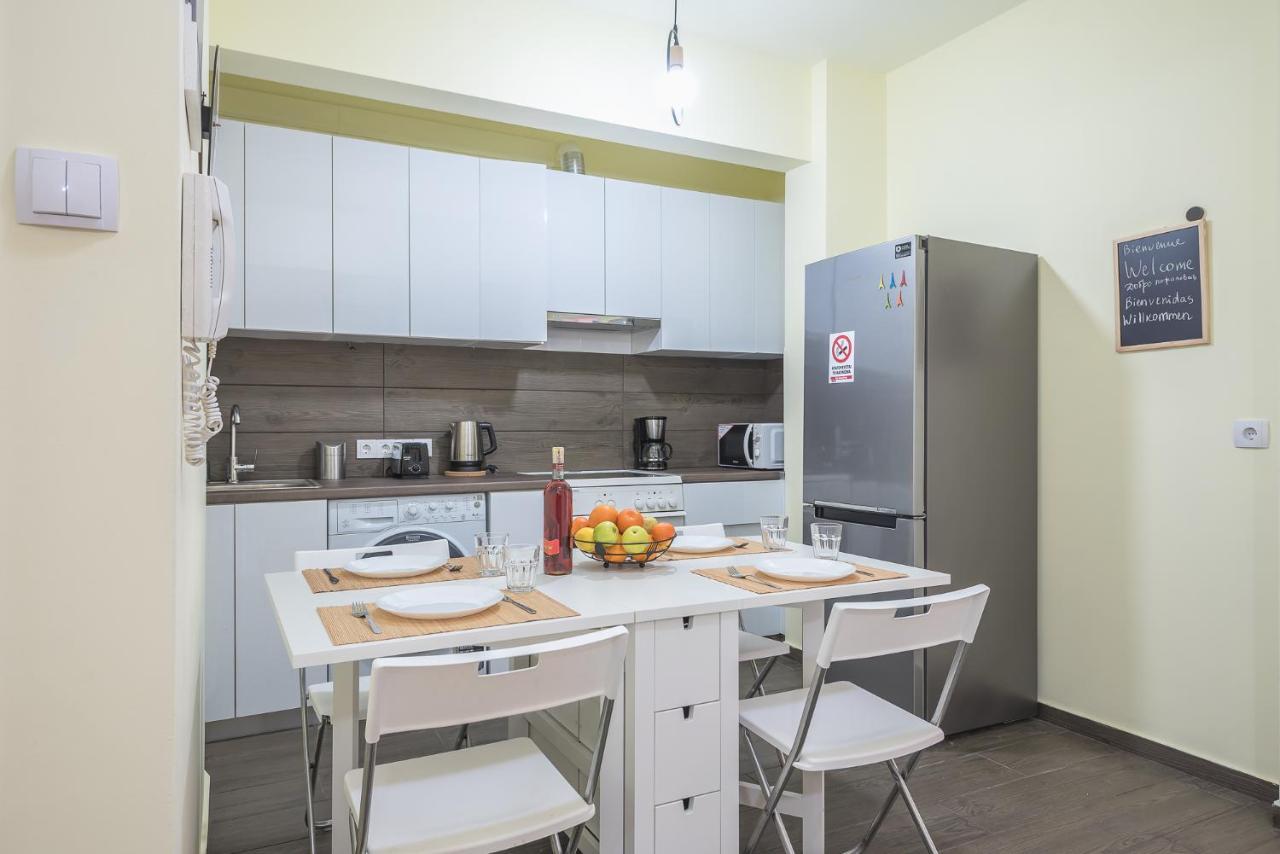 Superb Acropolis View 3Bd Apt In Historical Center 아테네 외부 사진